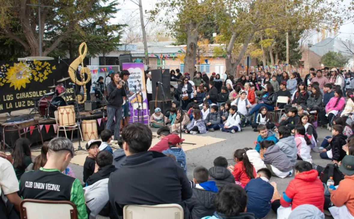 Se realizó el festival barrial ‘Valentina Siente’