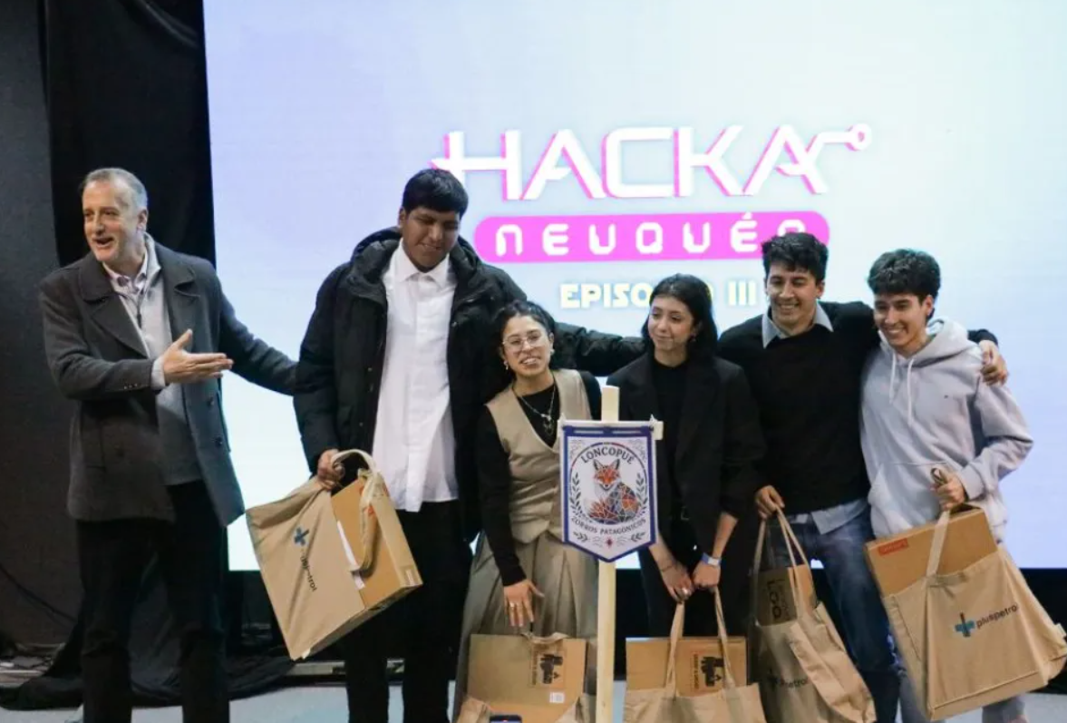 Zorros Patagónicos ganó el HackaNeuquén con un proyecto de reciclaje de vidrio