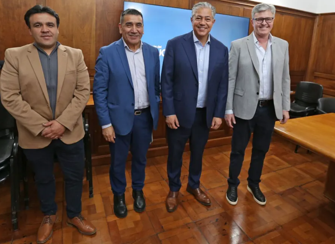 Figueroa presentó a los intendentes de la Comarca las obras incluidas en el presupuesto 2027