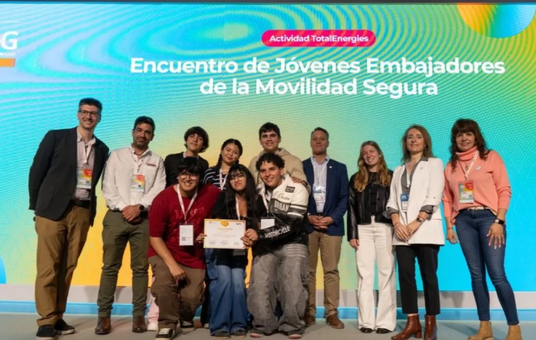 La EPET N° 5 ganó la final neuquina del Concurso VIA Argentina en la AOG 2026